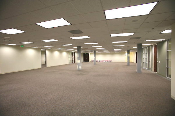 Suite 102 Open Area 0072 1