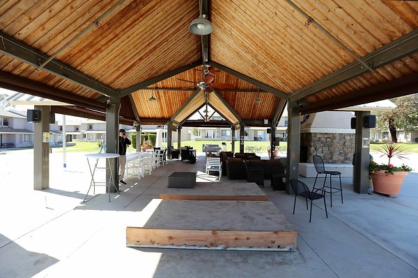 725A Pavillion 0071
