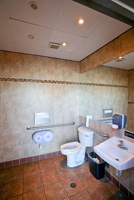 457B Bathroom 0014 1 1