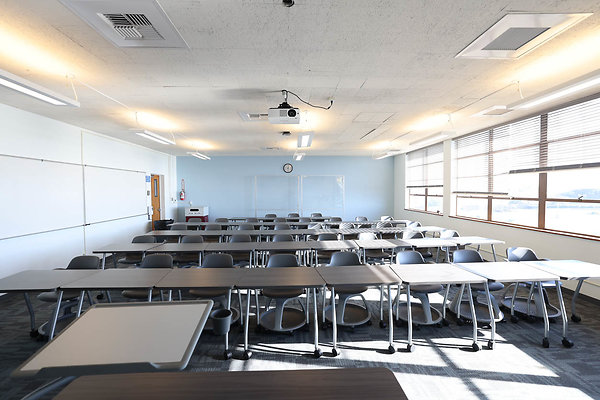 724A CH C204 Classroom 0390