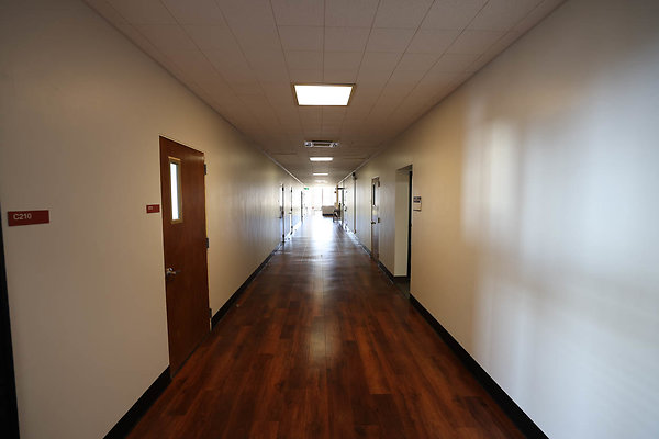 724A CH Top Hallway West 0327