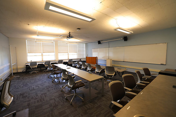 724A CH C211B Classroom 0329