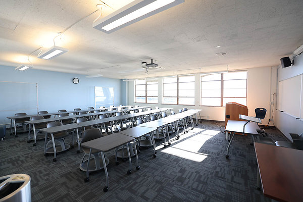 724A CH C206 Classroom 0383