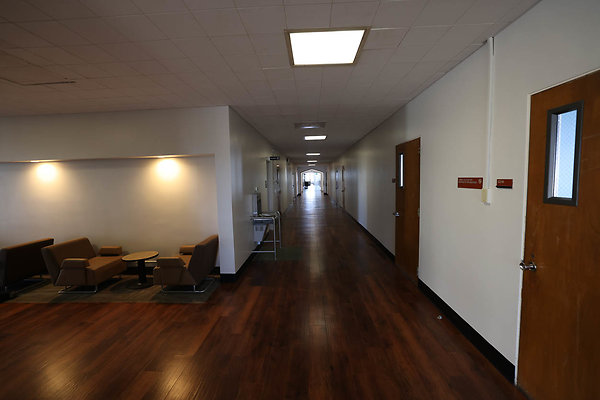 724A CH Top Hallway West 0357