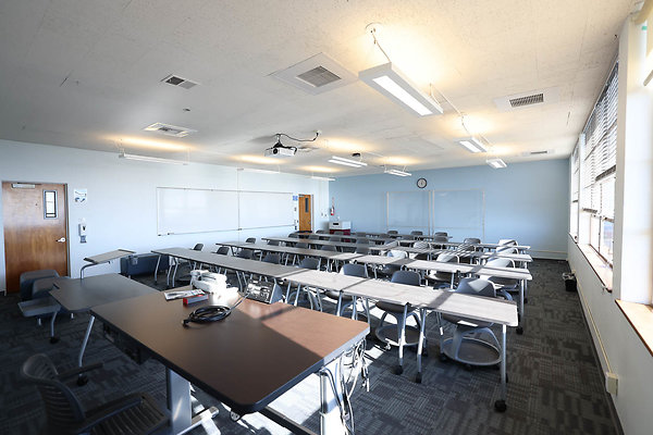 724A CH C204 Classroom 0391