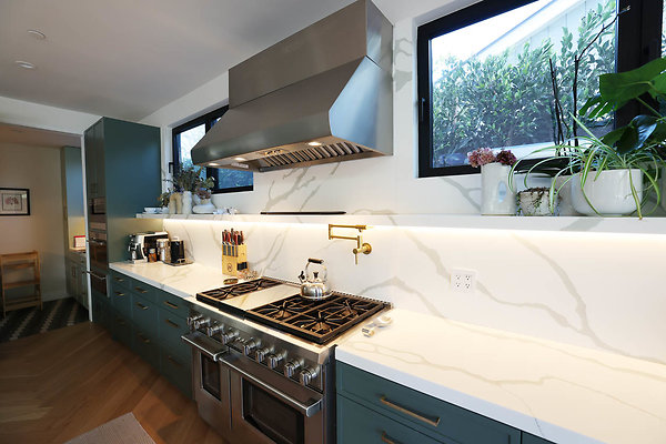 420A Kitchen 0064