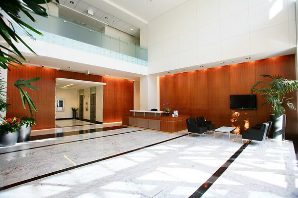 Main Lobby 0039 1