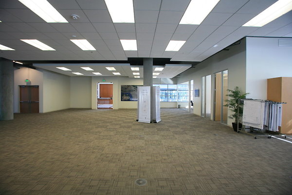 Suite 100 Open Space2 1