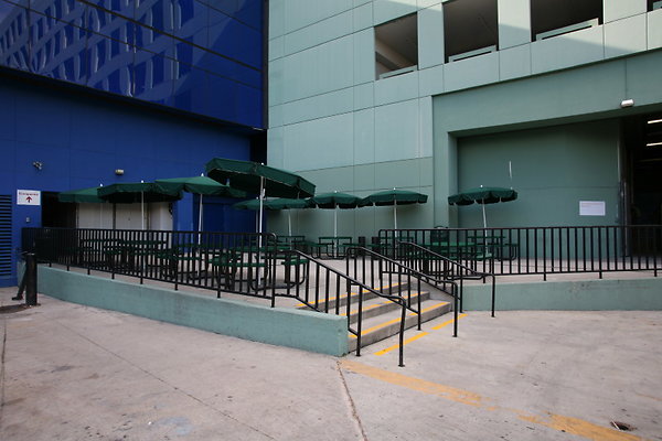 Loading Dock Outdoor Patio 0550 1