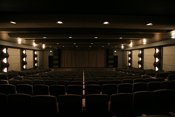 G291 Theatre1 1