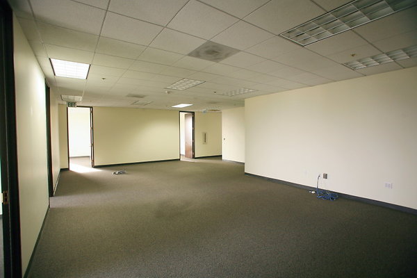 Suite 750 Open Space 0070 1