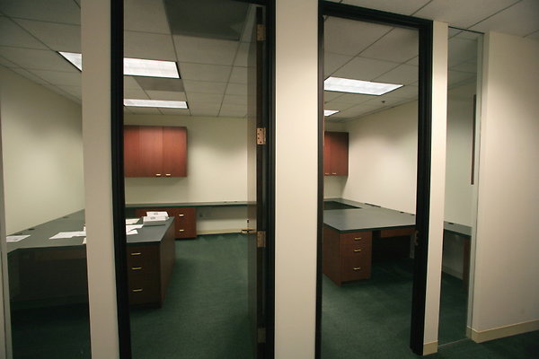 Suite 900 Double Office 0116 1