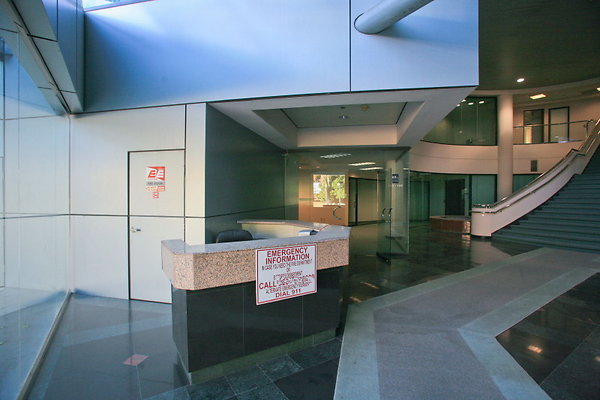 Lobby Security Desk 0018 1