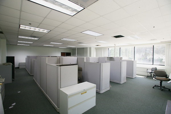 Suite 110 Cubicles 0411 1