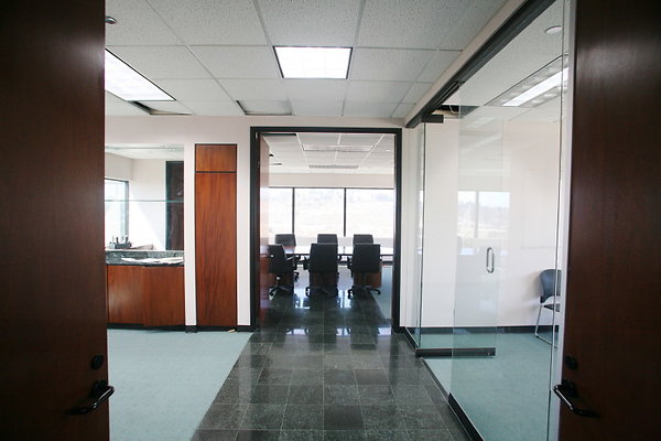 Suite 500 Executive Office 0465 1