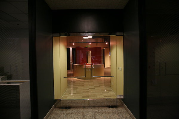 Suite 125 Ext Doors 0111 1