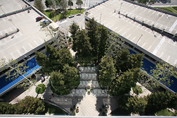 656B Plaza from Roof 0009 1