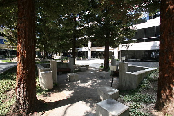 656B Building Plaza 0029 1