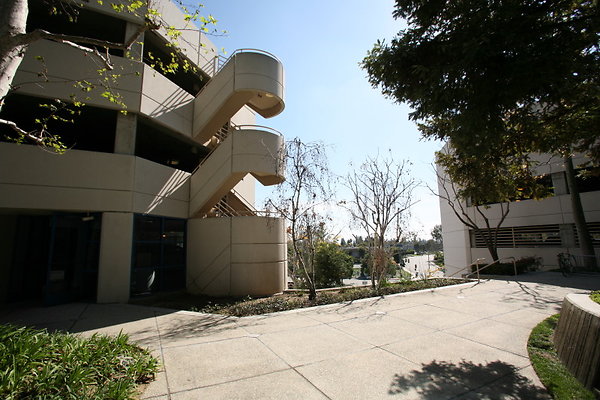 656B Parking Garage Ext 0048 1