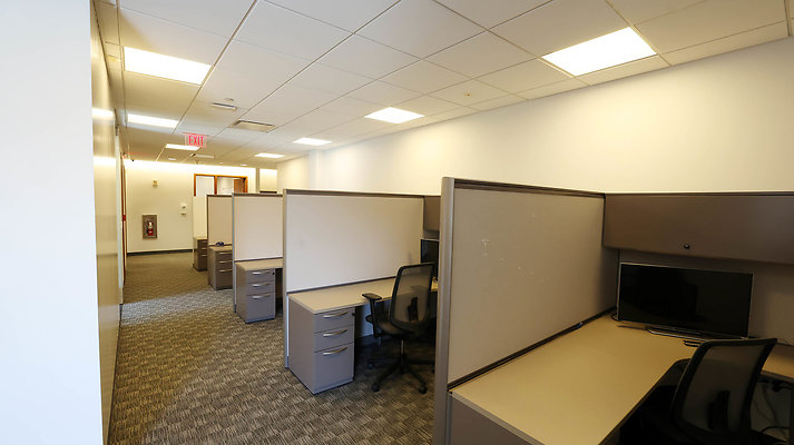 742A 2nd Floor Sales Cubicles 0270