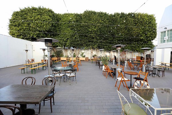 220A Courtyard 0089