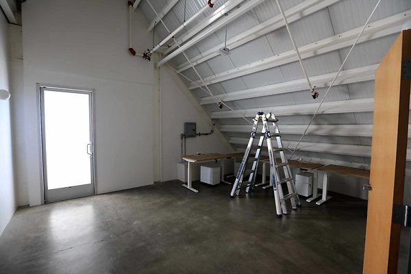 220A Studio 3rd Floor 0077