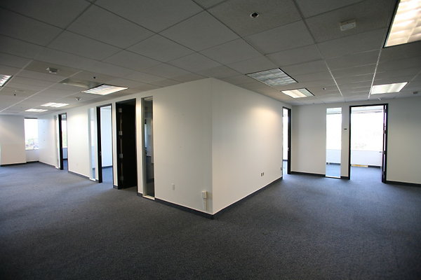 656A Suite 500 Office 0419 1