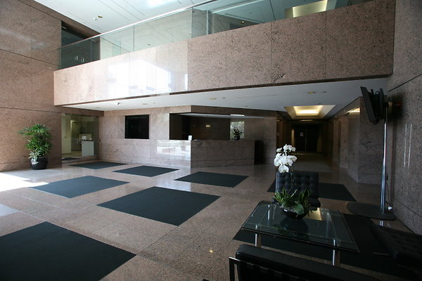 656A Lobby 0069 1