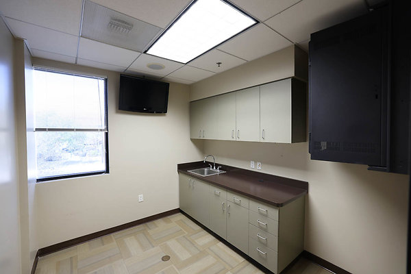 001B Suite200 Exam Room4 0196