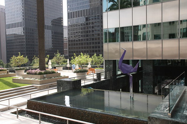 Upper Plaza Level Flamingo Fountain 0323 1