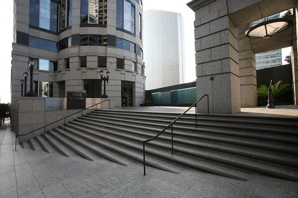 Steps to Front Plaza 0234 1