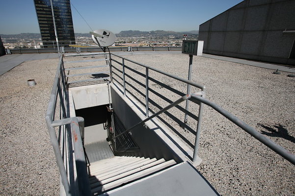 Roof North Stairs 0326 1