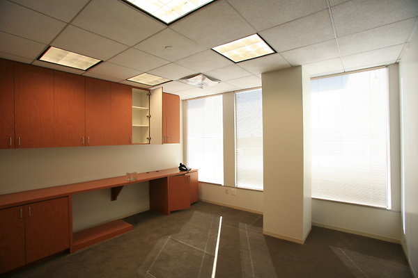 Suite 950 Office 0650 1