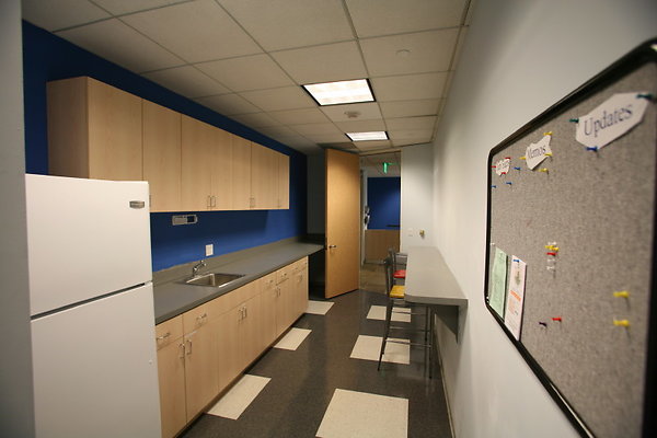 Suite 610 Kitchen2 1