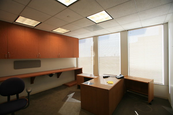 Suite 950 Office 0653 1