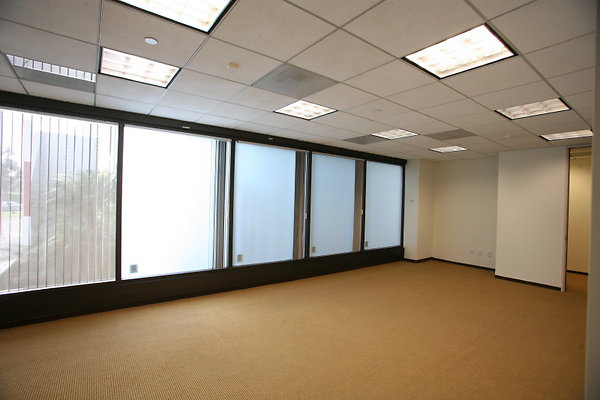 Suite 101 Office 0125 1