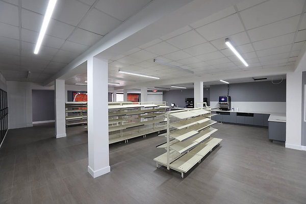 850A Interior 0205