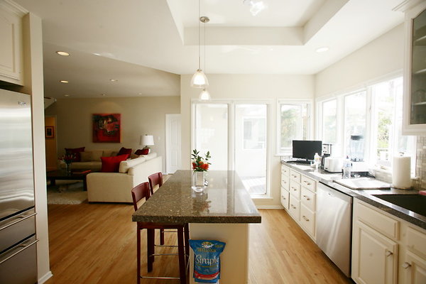 020B Kitchen2
