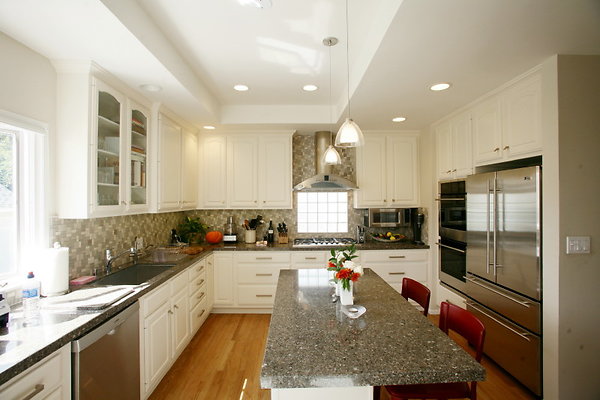 020B Kitchen1