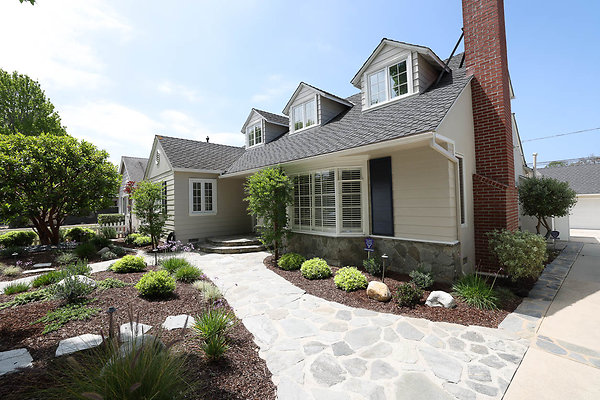 020B Front Ext RS 0106