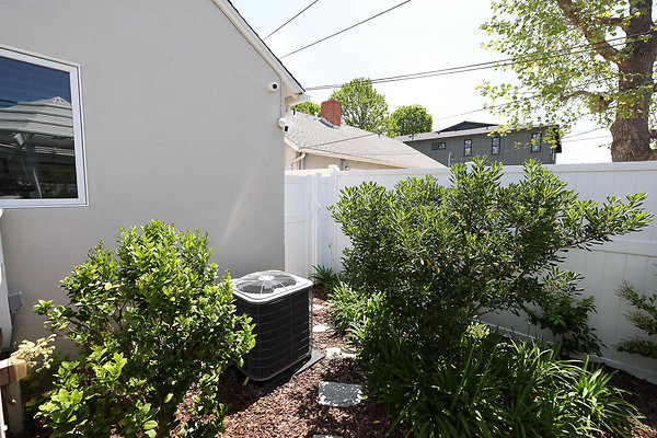 020B LS from Gazebo 0132