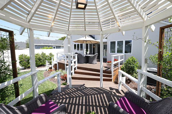 020B Gazebo 0131