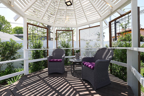020B Gazebo 0135
