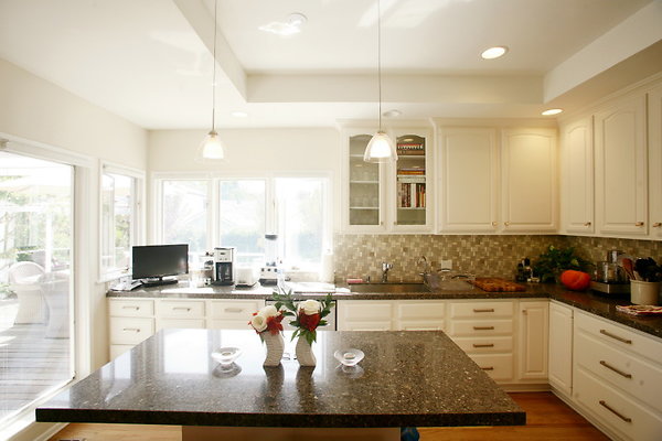 020B Kitchen3