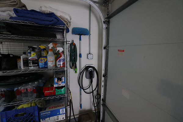 020B Garage 0151