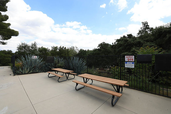 Aquatic Center Pool Picnic Tables 1324
