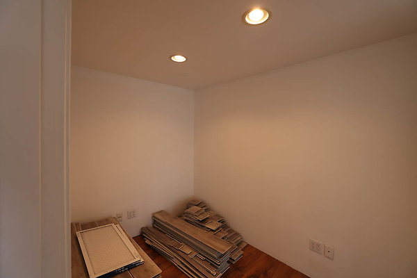 092A Office4 0155