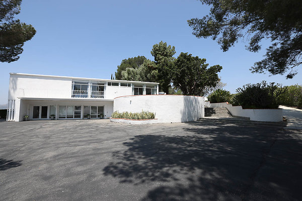 092A Motorcourt 0011