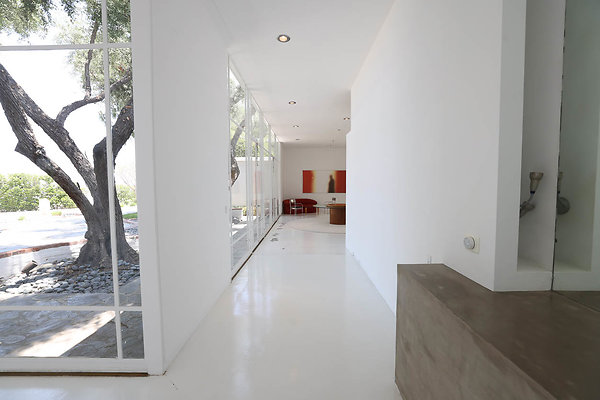092A Dining Room Hallway2 0244