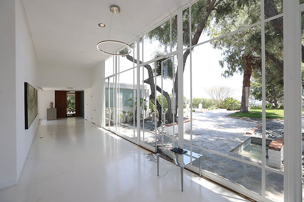 092A Front Entry 0165
